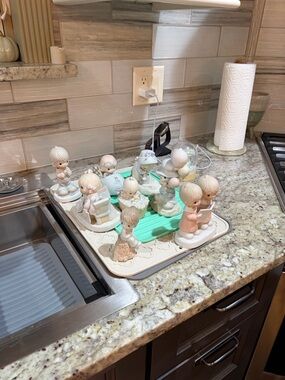 Precious Moments Porcelain Figurine Set - Cream & Pastel